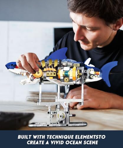 Mechanical Shark Building Set with Display Stand & Light, Ocean Model
