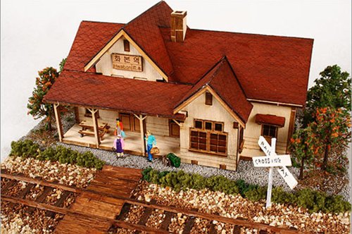 Desktop Wooden Model Kit Small Station - Hwabon