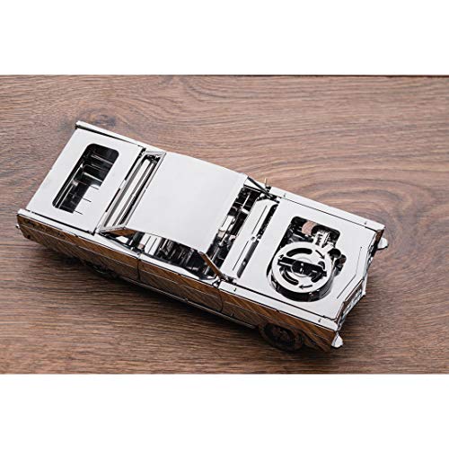 Model Car Kit - 3D Model kit Royal Voyager - Moving Wind-Up Retro Car Model | 3D Puzzle for Adults - Metal DIY Kit | Beautiful Metal Model Car Collectible | DIY Construction Set of a Vintage Car