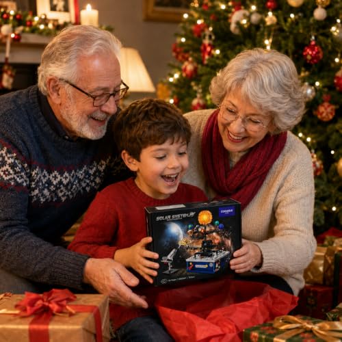 Hand-Cranked Solar System Building Set with Light