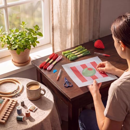 XunYee 27 Pcs Martini 18 Mesh Needlepoint Canvas Kit for Beginners Adults - style: Martini