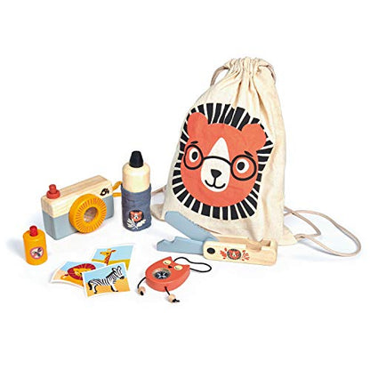 Tender Leaf Toys - Safari Adventure - 10 Pcs Outdoor Adventure Educational Playset for Kids, Exploration Kit with Drawstring Backpack - Gift Set for Camping, Hiking, and Pretend Play - Age 3+