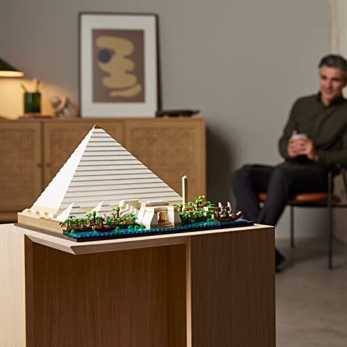 LEGO Architecture Great Pyramid of Giza Set 21058, Home Décor Model Building Kit, Creative DIY Activity, Famous Landmarks Collection - color: Green