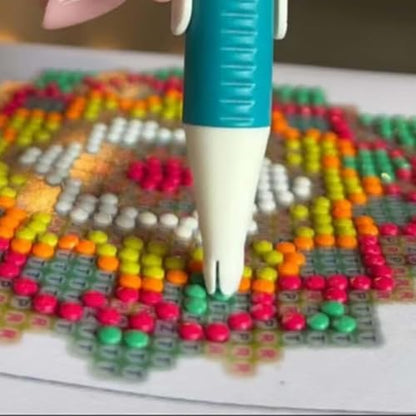 Automatic Diamond Painting Bead Dispenser for 2.8mm Round Drills, No Wax Needed Art Pen, Ergonomic Diamond Painting Pen for Tools and Diamond Art Accessories Set - color: White
