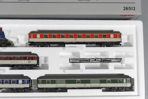 MARKLIN HO Digital DB Express Passengers Train Set 26512 with Electric 4/4 Locomotive and Long Express POP Colors (4) Coachs with Luggage CAR.