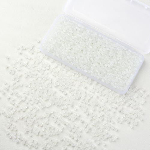 1000Pcs 4mm White Round Glass Beads for Necklaces - color: White, size: 4mm 1000pcs