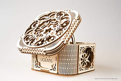 UGEARS Treasure Box w/Key (Secret Hidden Puzzle) 3D Wooden Puzzles for Adults - Wooden Model Kits for Adults Mechanical Models Difficult Puzzle Box Wooden Safe Brain Teaser, Hobby Set