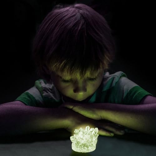 NATIONAL GEOGRAPHIC Glow-in-the-Dark Crystal Growing Lab - DIY Crystal Creation - Includes Real Fluorite Crystal Specimen - color: Glow-in-the-dark Green