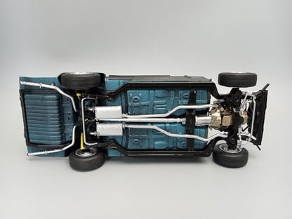 AMT 1966 Olds 442 Hardtop 1:25 Scale Model Kit