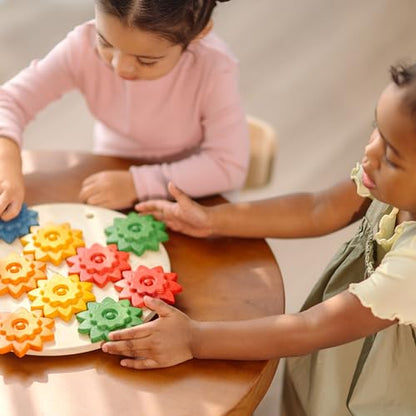 PlanToys® Wooden Spinning Gears Playset Montessori Construction Kids STEM - color: Spinning Gears Playset