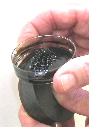 ALDON Innovating Science - Ferrofluid - Magnetic Fluid Demonstration - 50mL
