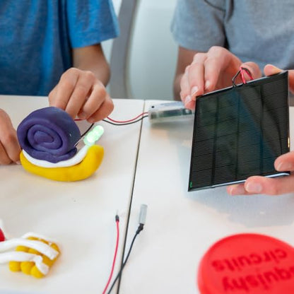 Squishy Circuits Green Engineering Kit - Explore Electrical Circuits, Solar Power, Wind Power and More with Play Dough - STEM Science Kits for Kids Age 8-12 - style: Green Kit