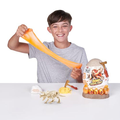 Robo Alive Fossil Find Amber Adventure (Triceratops) by ZURU, Surprise Unboxing and Dinosaur Toy for Boys - color: Triceratops