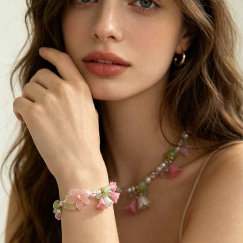536 Pcs Acrylic Flower Beads Kit Frosted Flower Leaf Pendants Pearl Charms for DIY Crafts Necklace Earring Jewelry Making Plants Kit