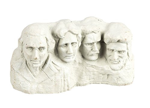 Safari Ltd. World Landmarks TOOB - 7 Figurines: Mount Rushmore, Great Wall, Easter Island heads, Colosseum, Sphinx, Stonehenge - Educational Toy Figures For Boys, Girls & Kids Ages 3+