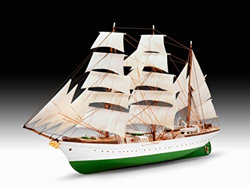 Revell RV05432 1:350 Scale, Gorch Fock, Model Kit Unpainted…