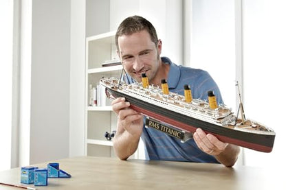 Revell 05715 1:400 RMS Titanic 100th Anniversary Edition Gift Set
