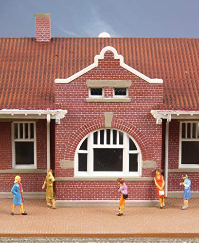 Walthers Cornerstone Series® N Scale Santa Fe-Style Brick Depot 6-3/4 x 3-7/8 x 2-1/4" - style: Santa Fe-Style Brick Depot