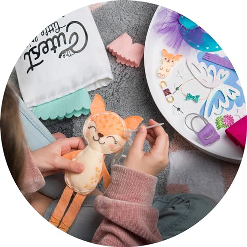 Craft-tastic – Make a Fox Friend Craft Kit – Learn to Make 1 Easy-to-Sew Stuffie with Clothes & Accessories - style: Make a Fox Friend Craft Kit