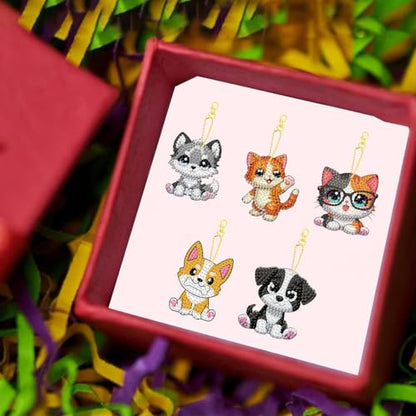 8 PCS Diamond Art Keychain Kits for Kids, DIY Diamond Painting Crafts, Beginner Art Kit, Arts & Crafts Gift for Ages 8–12 - color: Cats & Dogs