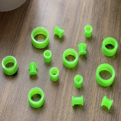 Oyaface 20 PCS Piercing Tunnel Set Soft/Hard Silicone Flesh Ear Plugs 2g-25mm Flexible Ear Stretching Gauge Expander - color: Green