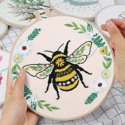 Louise Maelys Bee Embroidery Kit for Beginners Cross Stitch Kit for Adults - color: Kit-3