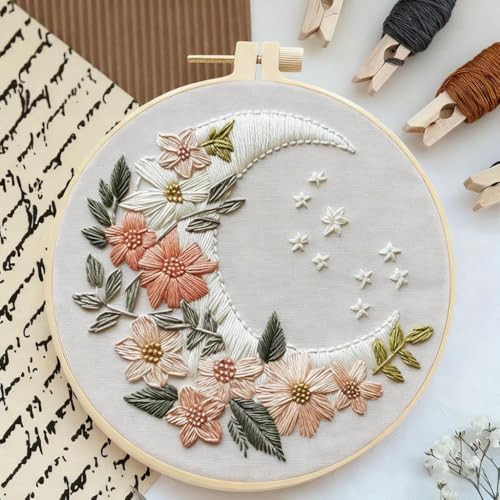 Huacan 4 Set Christmas Embroidery Kit Beginner Hand Embroidery Set for Home Decor, Includes Fabric Hoop (Beauty) - style: Beauty