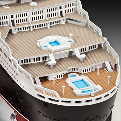 Revell 05231 Ocean Liner Queen Mary 2 1:700 Scale Unbuilt/Unpainted Plastic Model Kit