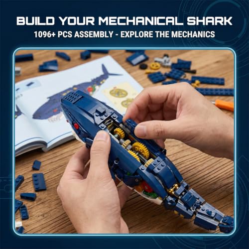 Mechanical Shark Building Set with Crank Gear - color: Shark