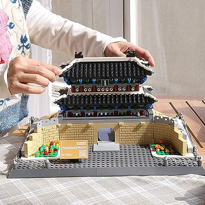 900Pcs The Namdaemun Gate Seoul South Korea Building Set World Landmark Architecture Model Collectible Toy for Kids and Adults - color: Namdaemun Gate