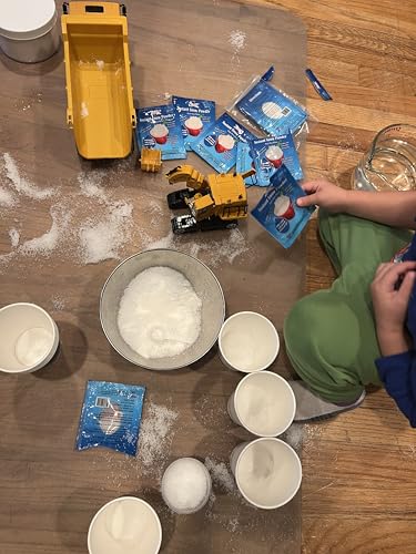 200 Grams of Instant Snow Powder Will Make About 80 Cups of Fluffy Instantly Snow, 20 Pack, Non-Toxic STEM Science Kit for Kids, Artificial Snow for Sensory Play & Holiday Decor