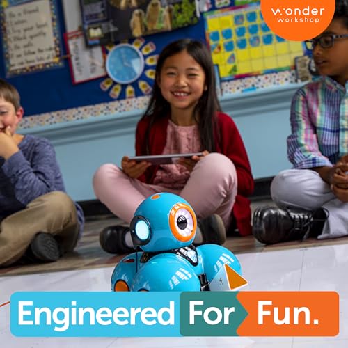 Wonder Workshop Dash Robot - Coding Robots for Kids 6 and Older - size: Dash Robot