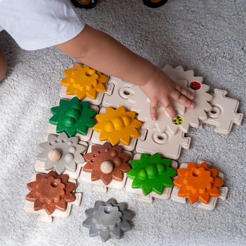 PlanToys® Wooden Gears & Puzzles Set Montessori STEM Kids Educational Toy - color: Gears & Puzzles Set