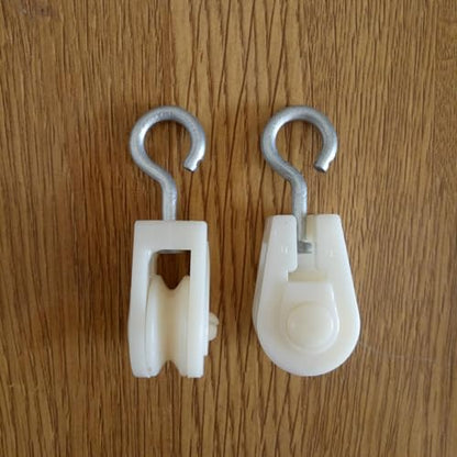 10Pcs White Mini Plastic Pulley Wheel, Lightweight Nylon Small Pulley Wire Rope Pulley Set Nylon Clothesline Pulley Kit for DIY Home School Cranes Pulley Frame Project，Pulley Blocks