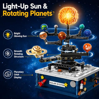 Hand-Cranked Solar System Building Set with Light