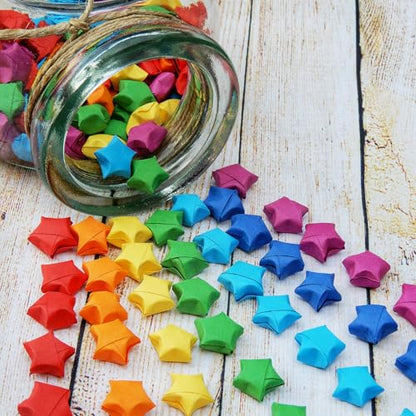 MECCANIXITY 136pcs Pre-made Origami Lucky Stars Paper Wishing Star Gold for Best Wish Christmas Party Wedding Valentine's Day Girl Friends Gift - color: Gold