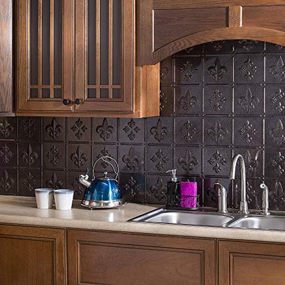 FASÄDE Fleur-de-lis Decorative Vinyl Backsplash 15 sq ft Kit in Smoked Pewter - color: Smoked Pewter