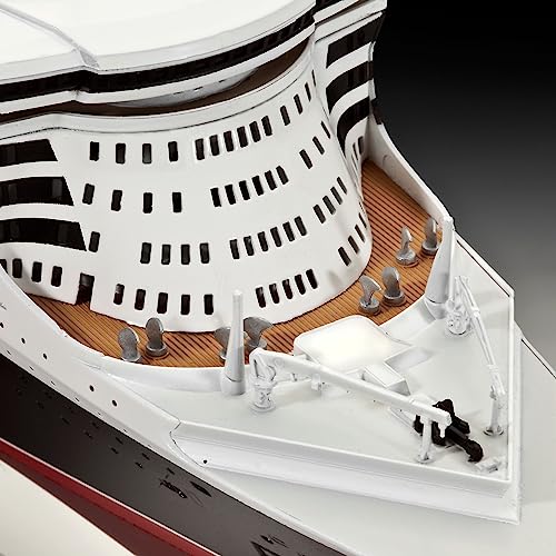 Revell 05231 Ocean Liner Queen Mary 2 1:700 Scale Unbuilt/Unpainted Plastic Model Kit