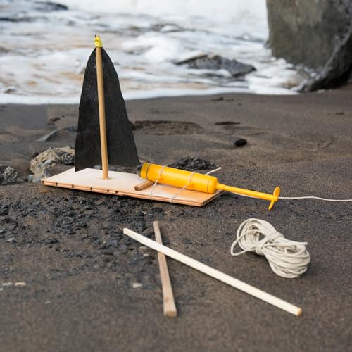 Kikkerland Huckleberry Motor – Mini DIY Motorboat with 2-Bladed Propeller for STEM Project & Outdoor Adventures – AAA Battery Included