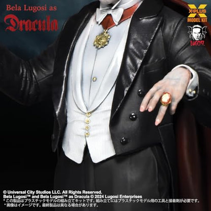 Bela Lugosi as Dracula 1:8 Scale Plastic Model Kit