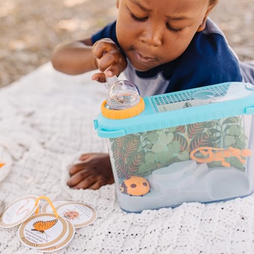 Melissa & Doug Let’s Explore Terrarium Observations Play Set (16 Pieces)