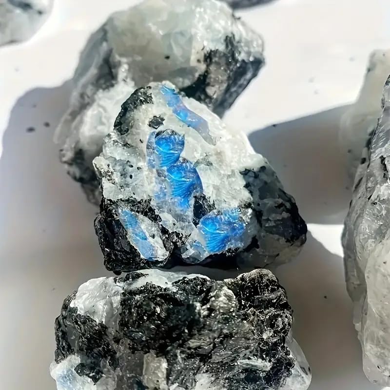 Zenkeeper 1Lb Moonstone Crystal Stone Natural Raw Stones and Fountain Rocks for Tumbling, Cabbing, Polishing, Wire Wrapping, Wicca and Reiki Crystal Healing - color: Moonstone