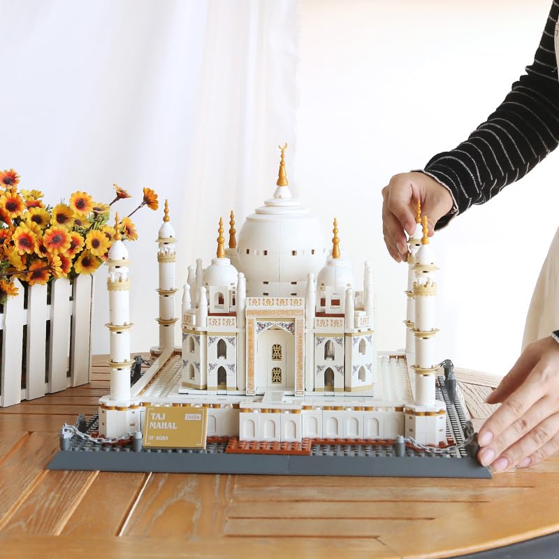 Taj Mahal Building Block Set, 1,113 Pieces, India's Monument of Love - style: Taj Mahal